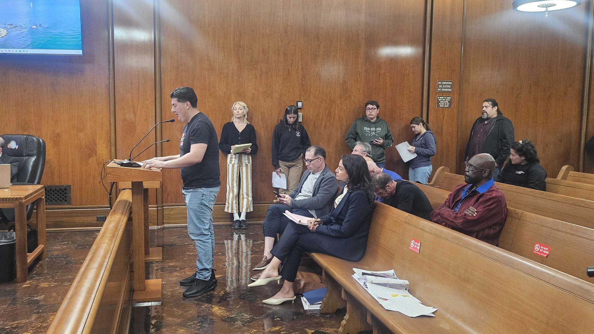 South Gate Planning Commission sides with residents against truck yard operating without proper permits